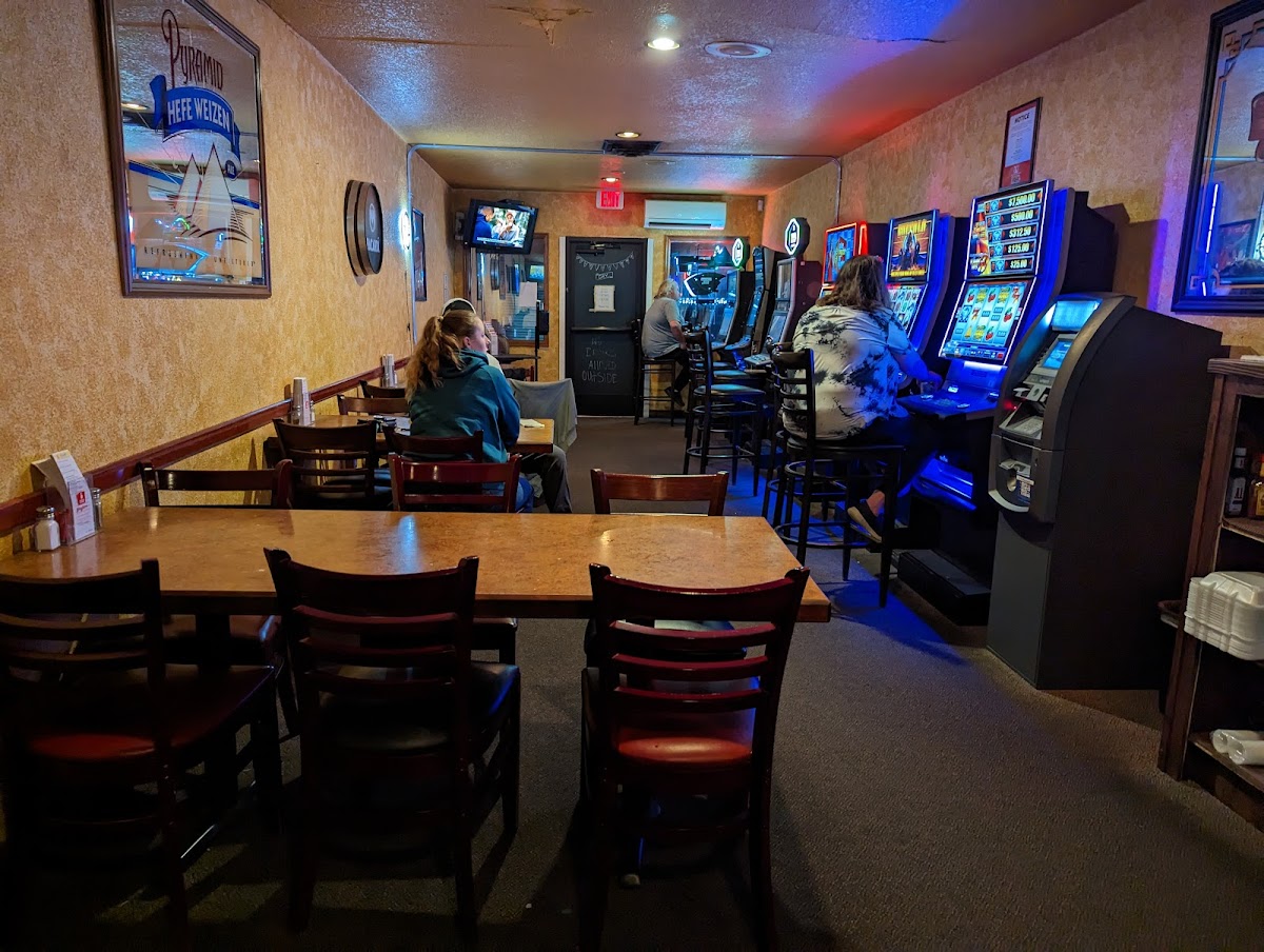 Wilhelm's Spirits & Eatery